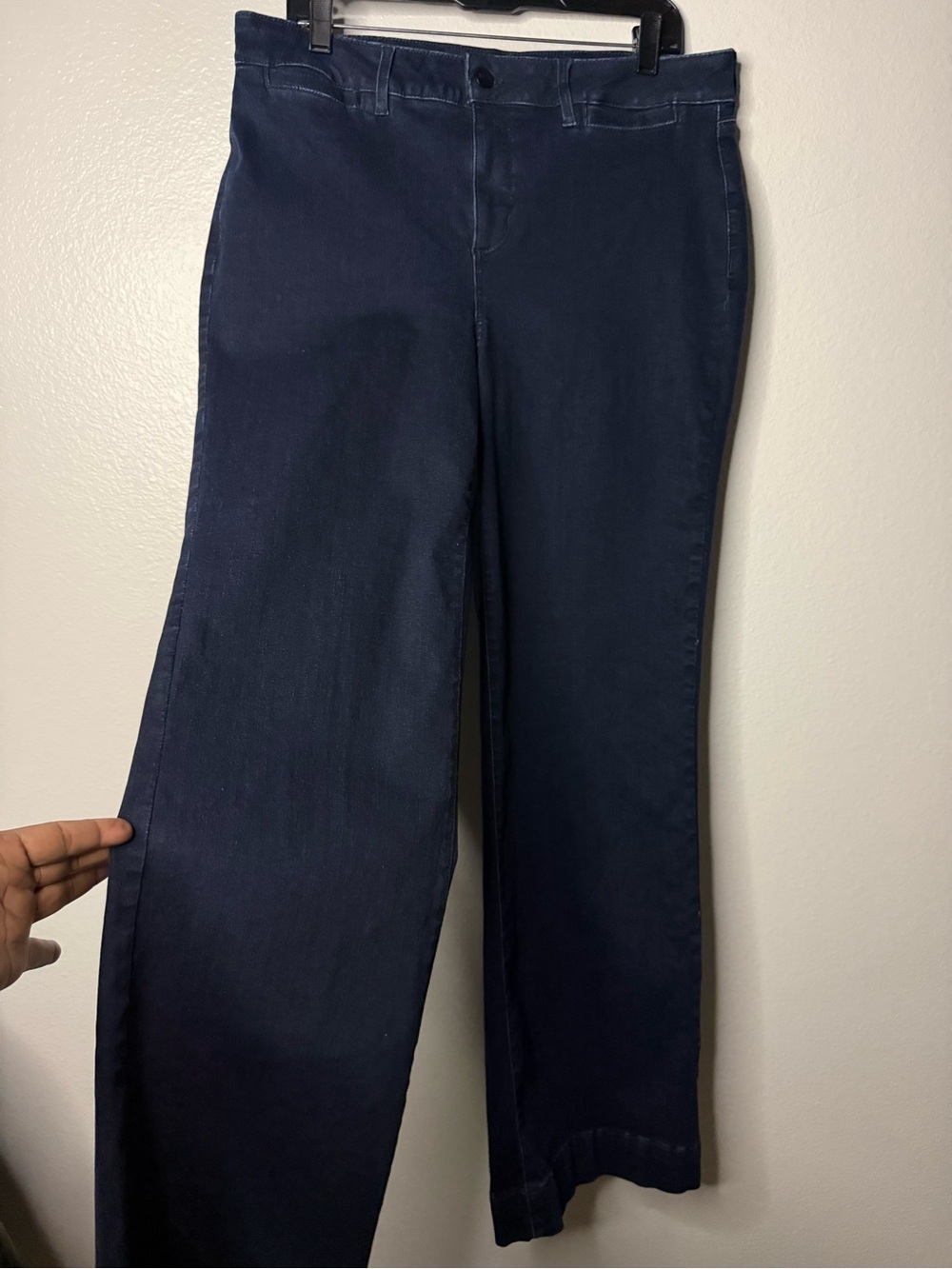 NYDJ Stretchy Dark Wash Lift Tuck Wide Leg Jeans 14 - Picture 3 of 9